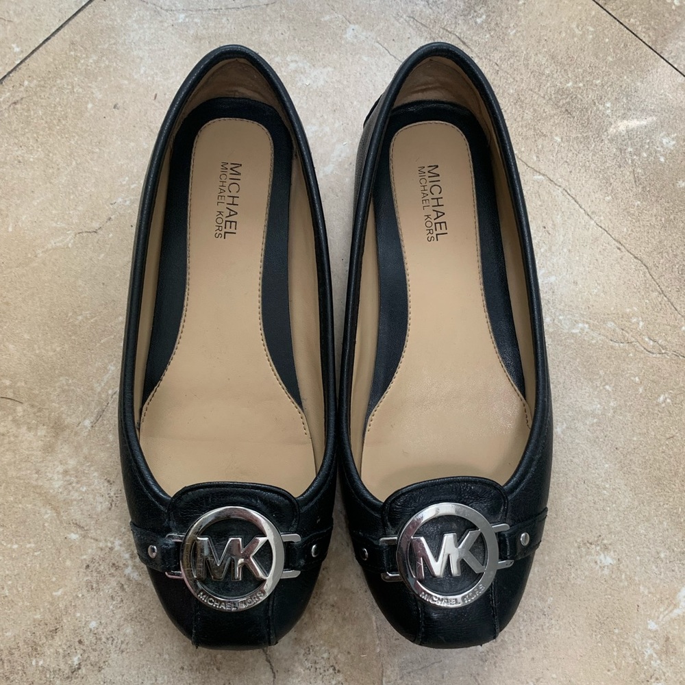 Michael Kors black flats
